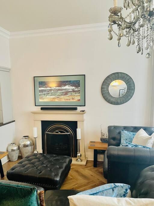 Whitehall, Thomas Turnbull Flat 3 Beautiful Apartment In Georgian House Whitby Eksteriør bilde